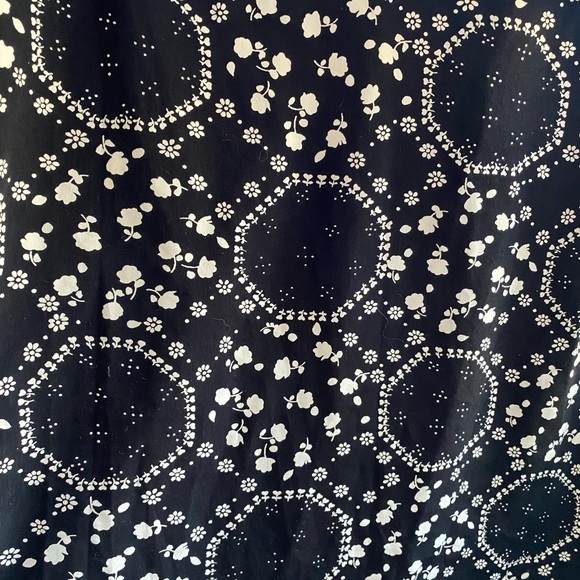 Free People Black Ruffle Sleeve Dress White Floral Pattern Size 2 - Picture 6 of 9